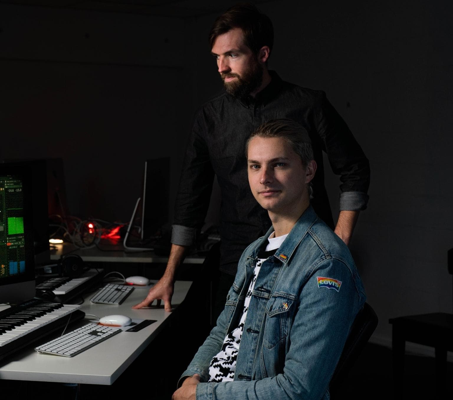 article-image