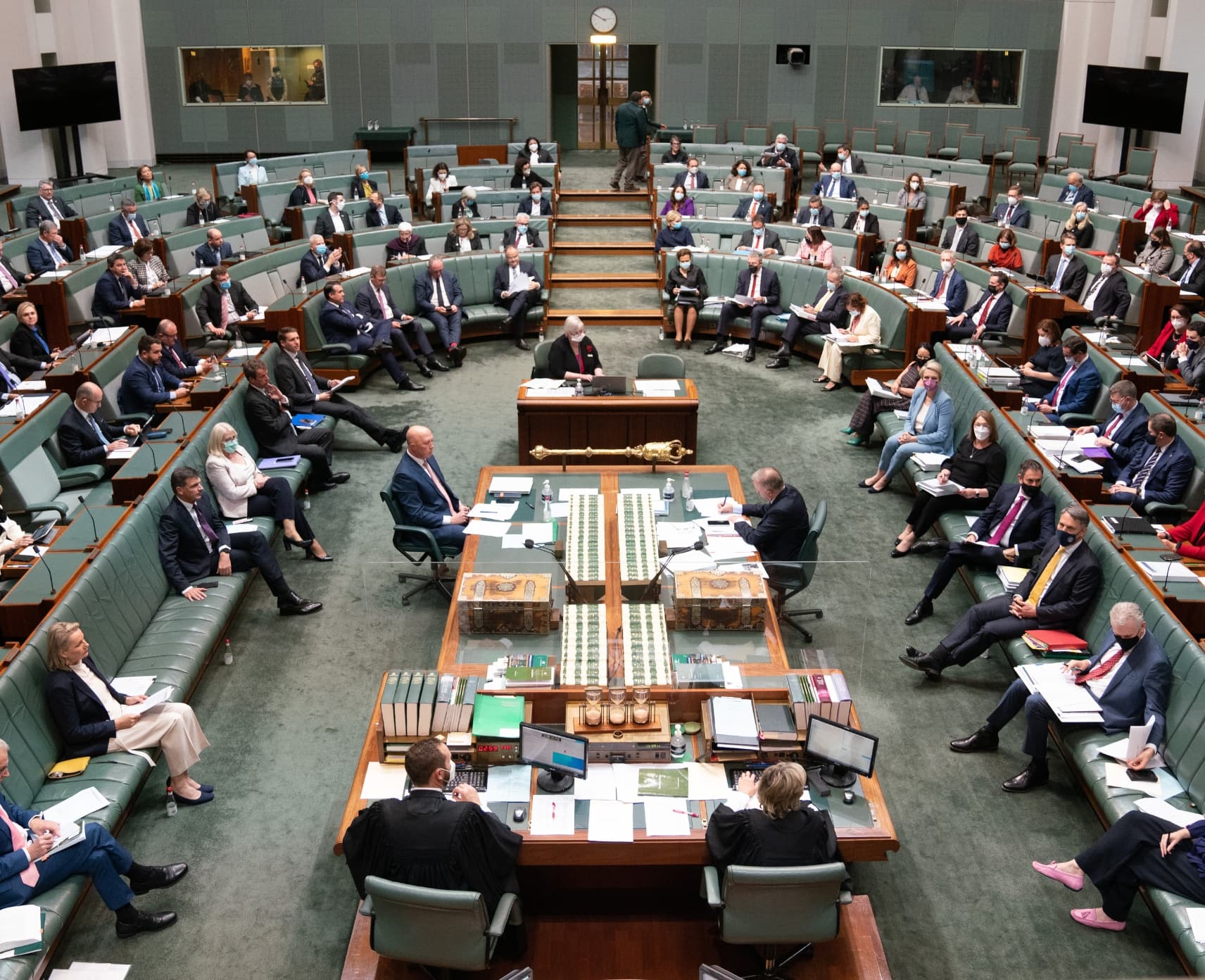 The house of representatives. Anthony Albanese and Peter Dutton are in centre.